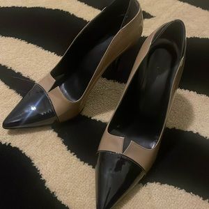 Size 38 tan and black high heels